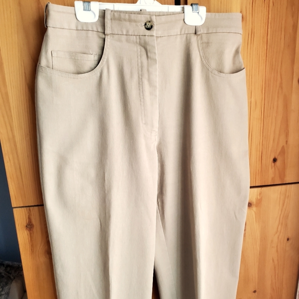 Tilley Endurables Women's Tan Tencel Blend Outdoor Hiking Pants size 10